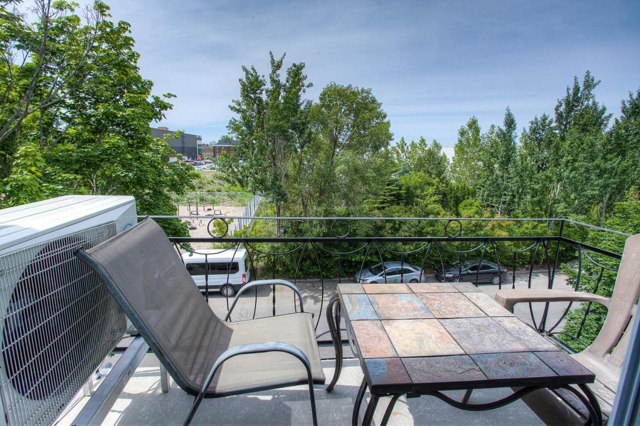 Family Friendly Property Parking Available Montreal Exterior photo